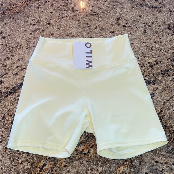 NWT - 🌼 Buttery Yellow Wilo The Lablel Ribbed Athletic Shorts 💛 - Picture 1 of 9